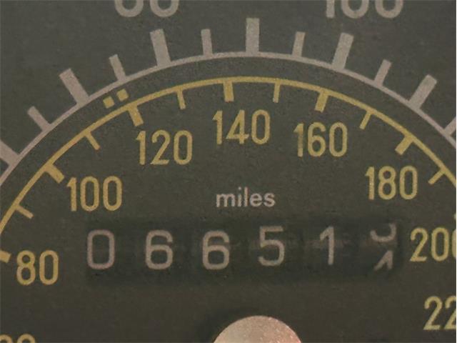 1987 Mercedes-Benz 560 (CC-2121481) for sale in West Babylon, New York
