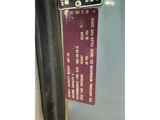 1987 Mercedes-Benz 560 (CC-2121481) for sale in West Babylon, New York