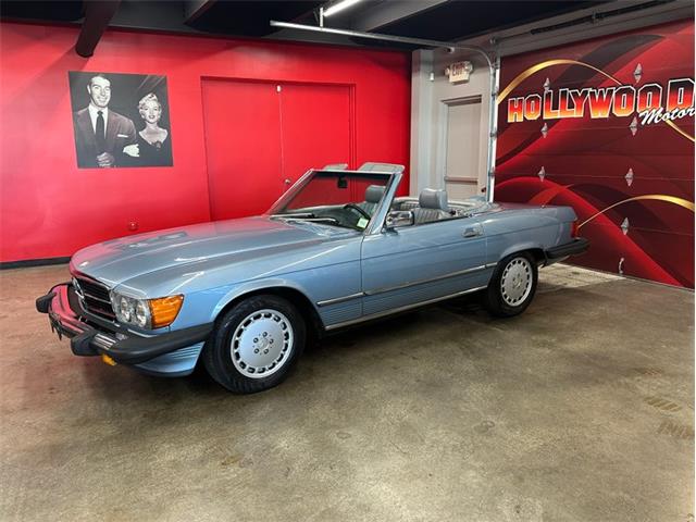 1987 Mercedes-Benz 560 (CC-2121481) for sale in West Babylon, New York
