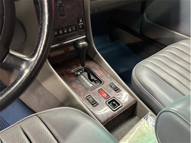 1987 Mercedes-Benz 560 (CC-2121481) for sale in West Babylon, New York