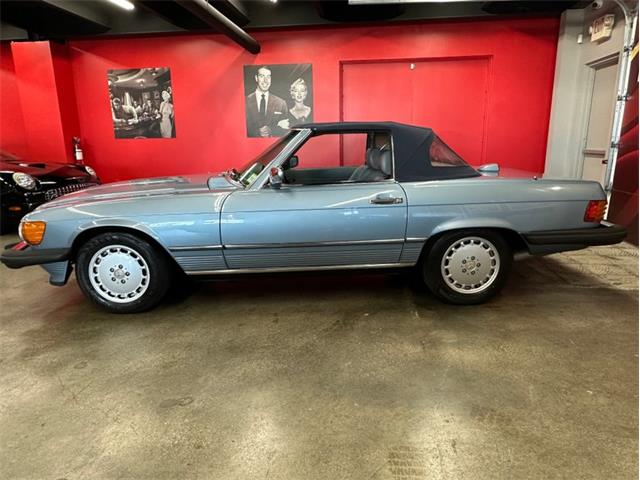 1987 Mercedes-Benz 560 (CC-2121481) for sale in West Babylon, New York