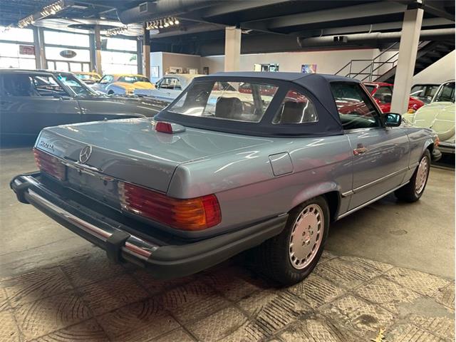 1987 Mercedes-Benz 560 (CC-2121481) for sale in West Babylon, New York