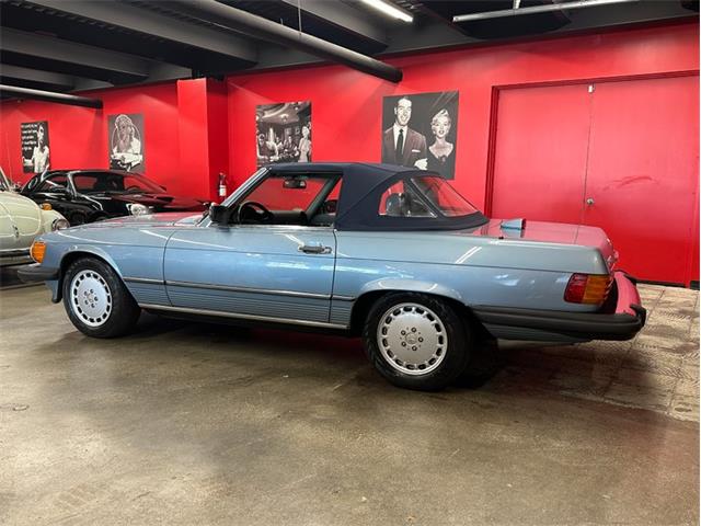 1987 Mercedes-Benz 560 (CC-2121481) for sale in West Babylon, New York