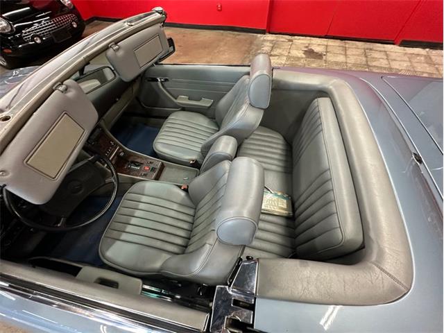 1987 Mercedes-Benz 560 (CC-2121481) for sale in West Babylon, New York