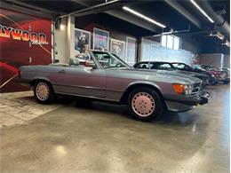 1987 Mercedes-Benz 560 (CC-2121481) for sale in West Babylon, New York