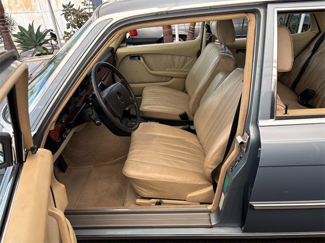 1977 Mercedes-Benz 450 (CC-2121498) for sale in Los Angeles, California