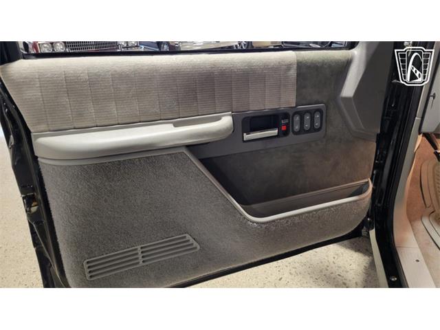 1993 Chevrolet 1500 (CC-2121607) for sale in Dearborn, Michigan