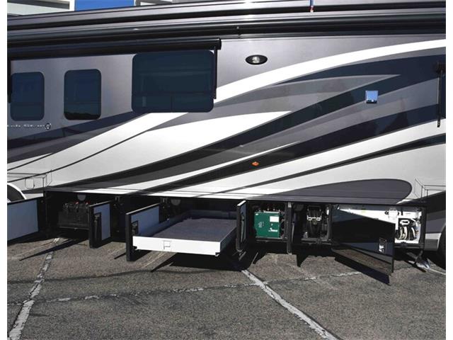2018 Newmar Dutch Star (CC-2121703) for sale in Anaheim, California