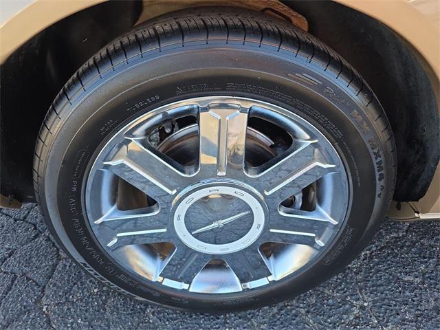 2005 Ford Thunderbird (CC-2121811) for sale in Ross, Ohio