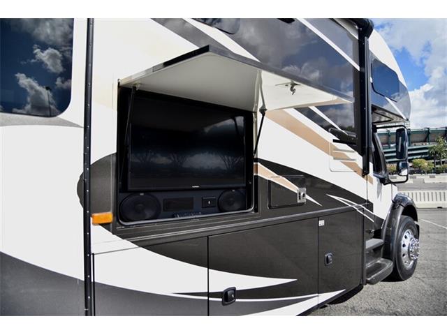2016 Jayco Seneca (CC-2121820) for sale in Anaheim, California