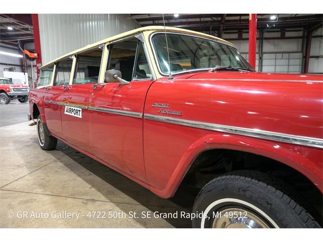 1967 Checker Aerobus (CC-2121854) for sale in Kentwood, Michigan