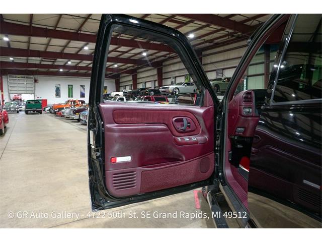 1998 GMC Sierra (CC-2121882) for sale in Kentwood, Michigan
