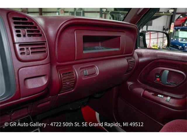 1998 GMC Sierra (CC-2121882) for sale in Kentwood, Michigan