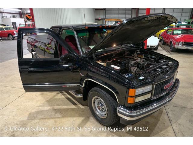 1998 GMC Sierra (CC-2121882) for sale in Kentwood, Michigan