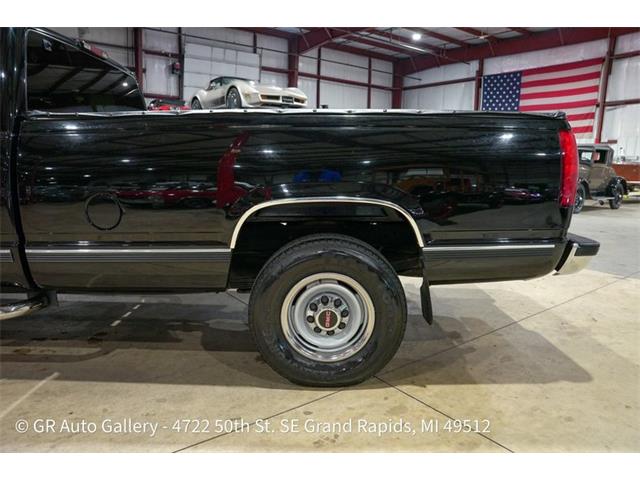 1998 GMC Sierra (CC-2121882) for sale in Kentwood, Michigan