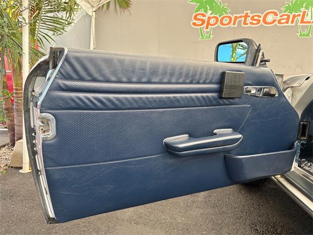 1989 Mercedes-Benz 560 (CC-2121947) for sale in Los Angeles, California