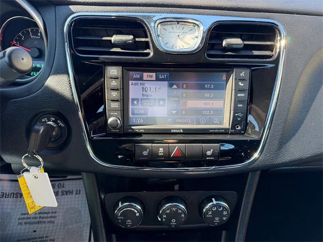 2011 Chrysler 200 (CC-2121958) for sale in Edison, New Jersey