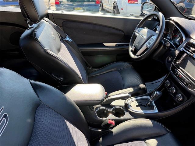 2011 Chrysler 200 (CC-2121958) for sale in Edison, New Jersey