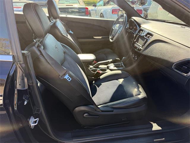 2011 Chrysler 200 (CC-2121958) for sale in Edison, New Jersey
