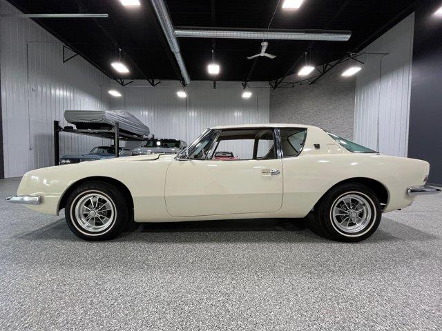 1963 Studebaker Avanti (CC-2122008) for sale in Brooksfield, Wisconsin