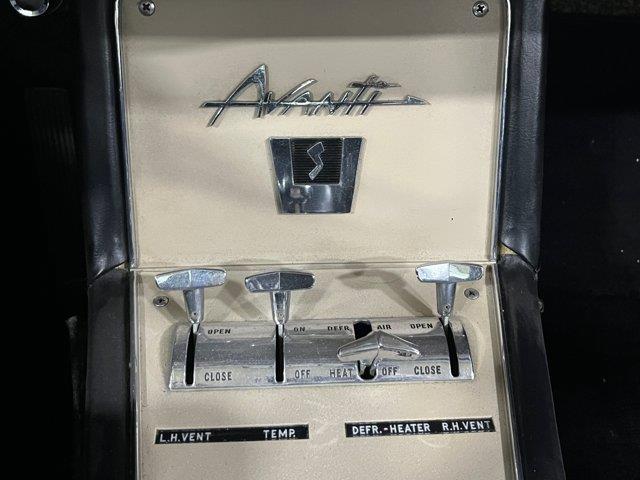 1963 Studebaker Avanti (CC-2122008) for sale in Brooksfield, Wisconsin