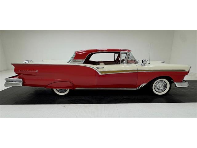 1957 Ford Fairlane 500 (CC-2122048) for sale in Morgantown, Pennsylvania