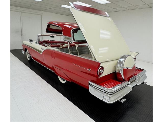 1957 Ford Fairlane 500 (CC-2122048) for sale in Morgantown, Pennsylvania