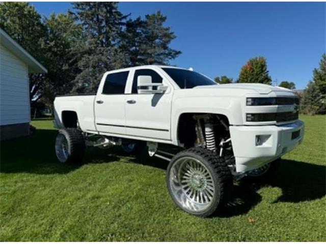2015 Chevrolet C/K 2500 (CC-2122118) for sale in Cadillac, Michigan