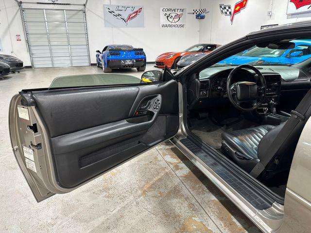 2002 Chevrolet Camaro (CC-2122140) for sale in Dallas, Texas