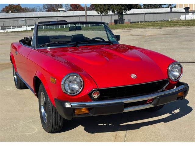 1980 Fiat 124 Spider 2000 (CC-2122192) for sale in West Chester, Pennsylvania