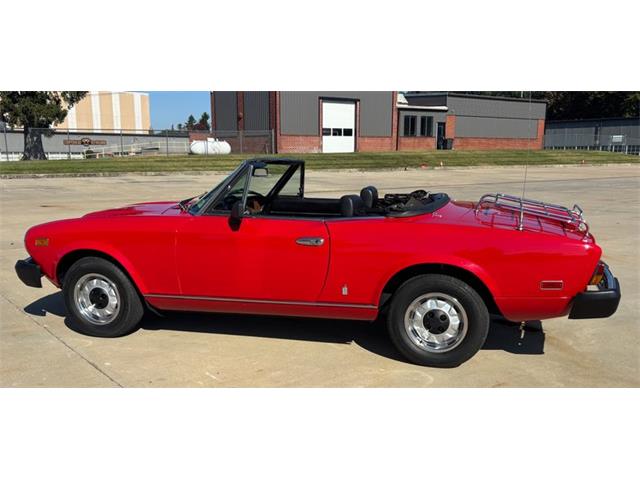 1980 Fiat 124 Spider 2000 (CC-2122192) for sale in West Chester, Pennsylvania