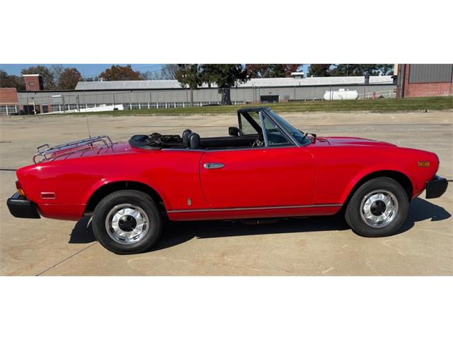 1980 Fiat 124 Spider 2000 (CC-2122192) for sale in West Chester, Pennsylvania