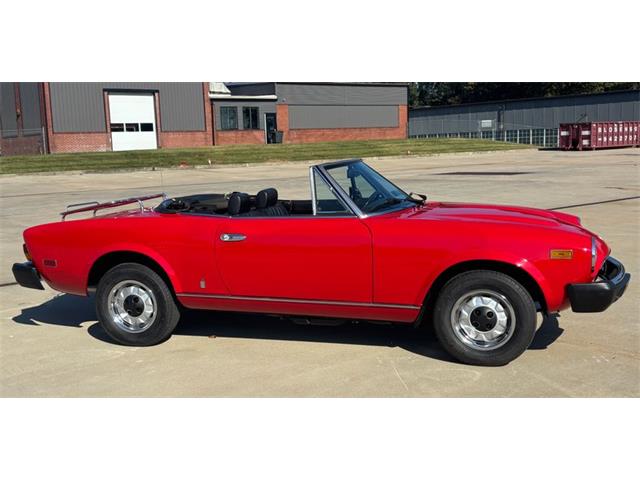 1980 Fiat 124 Spider 2000 (CC-2122192) for sale in West Chester, Pennsylvania