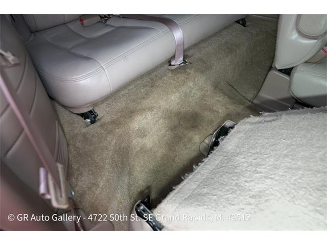 2003 Chevrolet Suburban (CC-2120227) for sale in Kentwood, Michigan