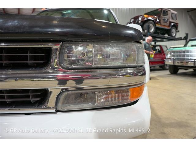 2003 Chevrolet Suburban (CC-2120227) for sale in Kentwood, Michigan