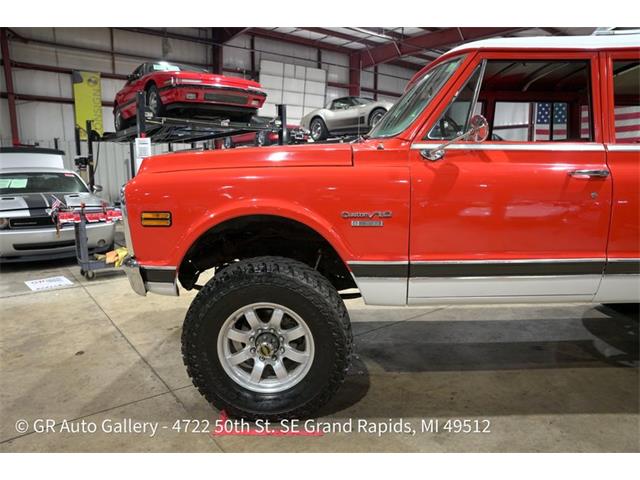 1969 Chevrolet Suburban (CC-2122329) for sale in Kentwood, Michigan