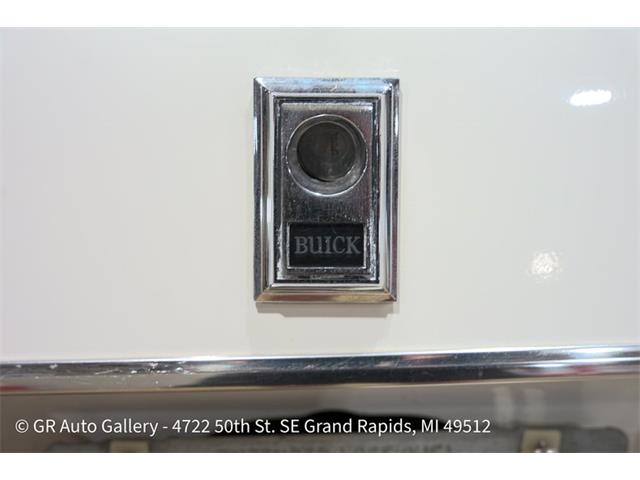 1983 Buick Riviera (CC-2122335) for sale in Kentwood, Michigan