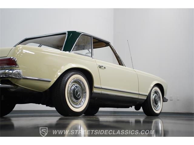 1966 Mercedes-Benz 230SL (CC-2122349) for sale in Lavergne, Tennessee
