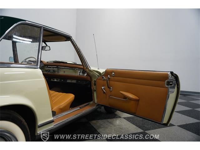1966 Mercedes-Benz 230SL (CC-2122349) for sale in Lavergne, Tennessee