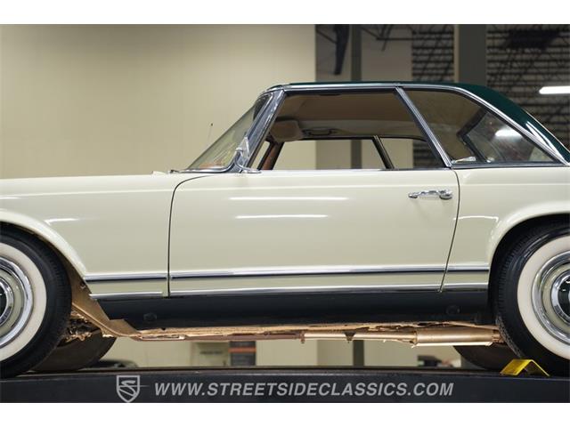 1966 Mercedes-Benz 230SL (CC-2122349) for sale in Lavergne, Tennessee