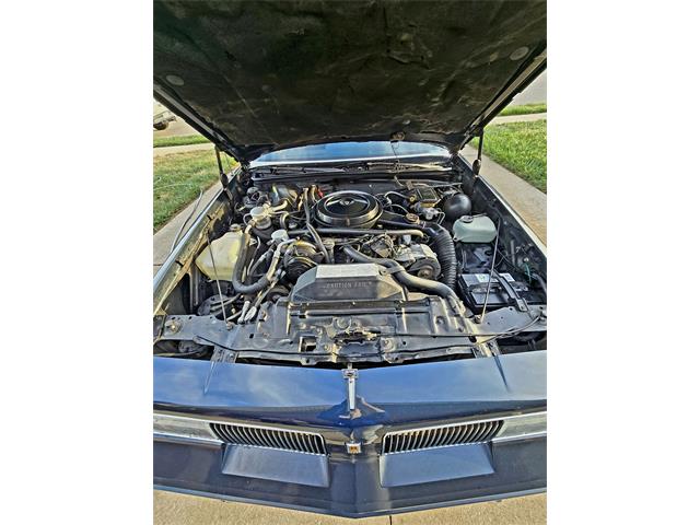 1987 Oldsmobile Cutlass Supreme Brougham (CC-2122604) for sale in Sellersburg, Indiana