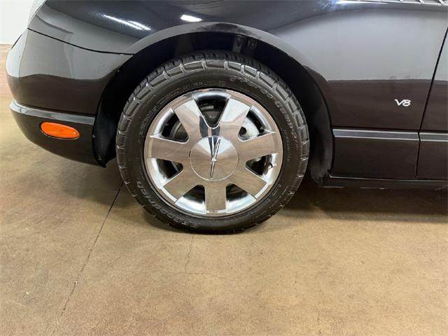 2002 Ford Thunderbird (CC-2122808) for sale in Sioux Falls, South Dakota
