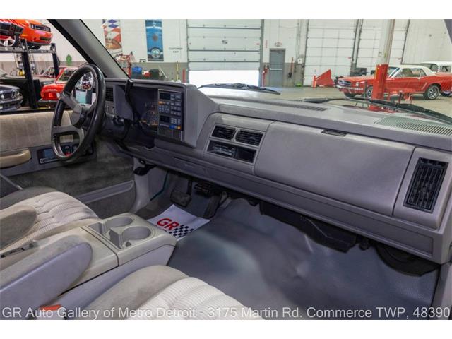 1994 Chevrolet 3500 (CC-2120031) for sale in Kentwood, Michigan