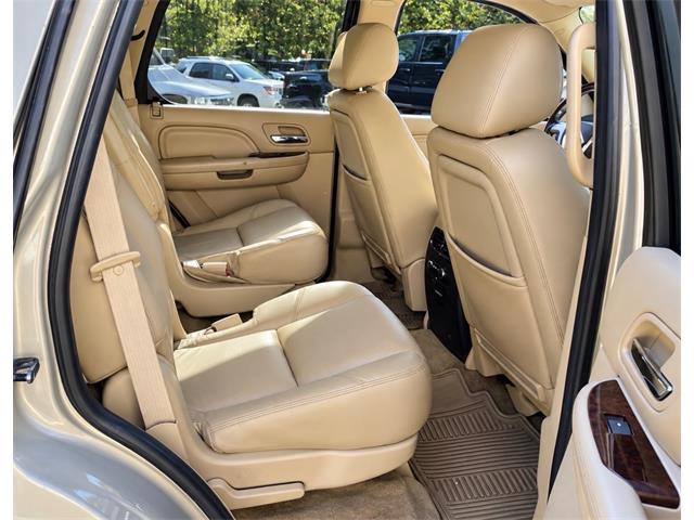 2011 Cadillac Escalade (CC-2123106) for sale in Addison, Illinois