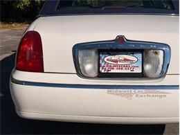 2001 Lincoln Town Car (CC-2120318) for sale in Alsip, Illinois