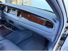 2001 Lincoln Town Car (CC-2120318) for sale in Alsip, Illinois