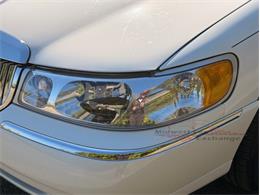 2001 Lincoln Town Car (CC-2120318) for sale in Alsip, Illinois