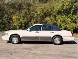 2001 Lincoln Town Car (CC-2120318) for sale in Alsip, Illinois