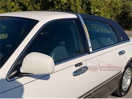 2001 Lincoln Town Car (CC-2120318) for sale in Alsip, Illinois