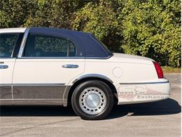 2001 Lincoln Town Car (CC-2120318) for sale in Alsip, Illinois